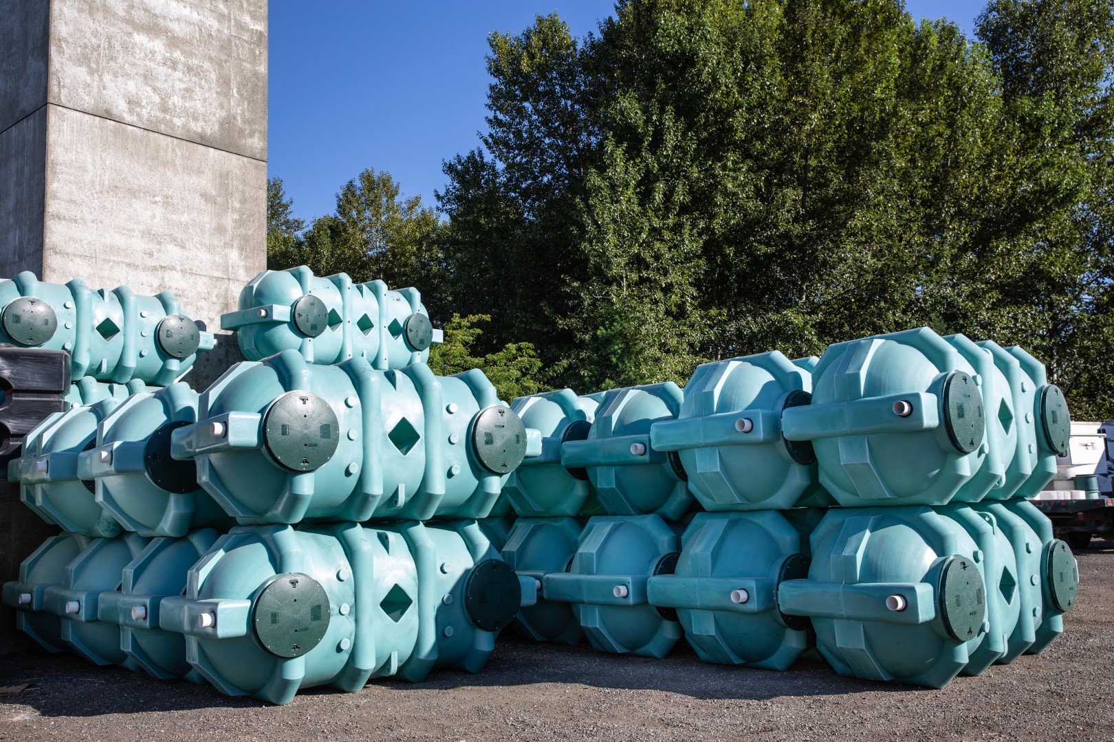 Canwest-002-1 Canwest septic polyethylene tanks